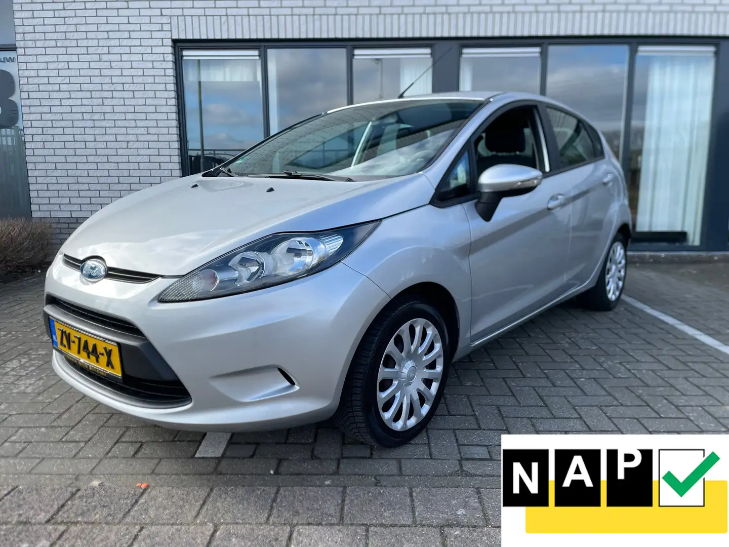 Ford Fiesta 1.25 Limited Airco Grau - 1