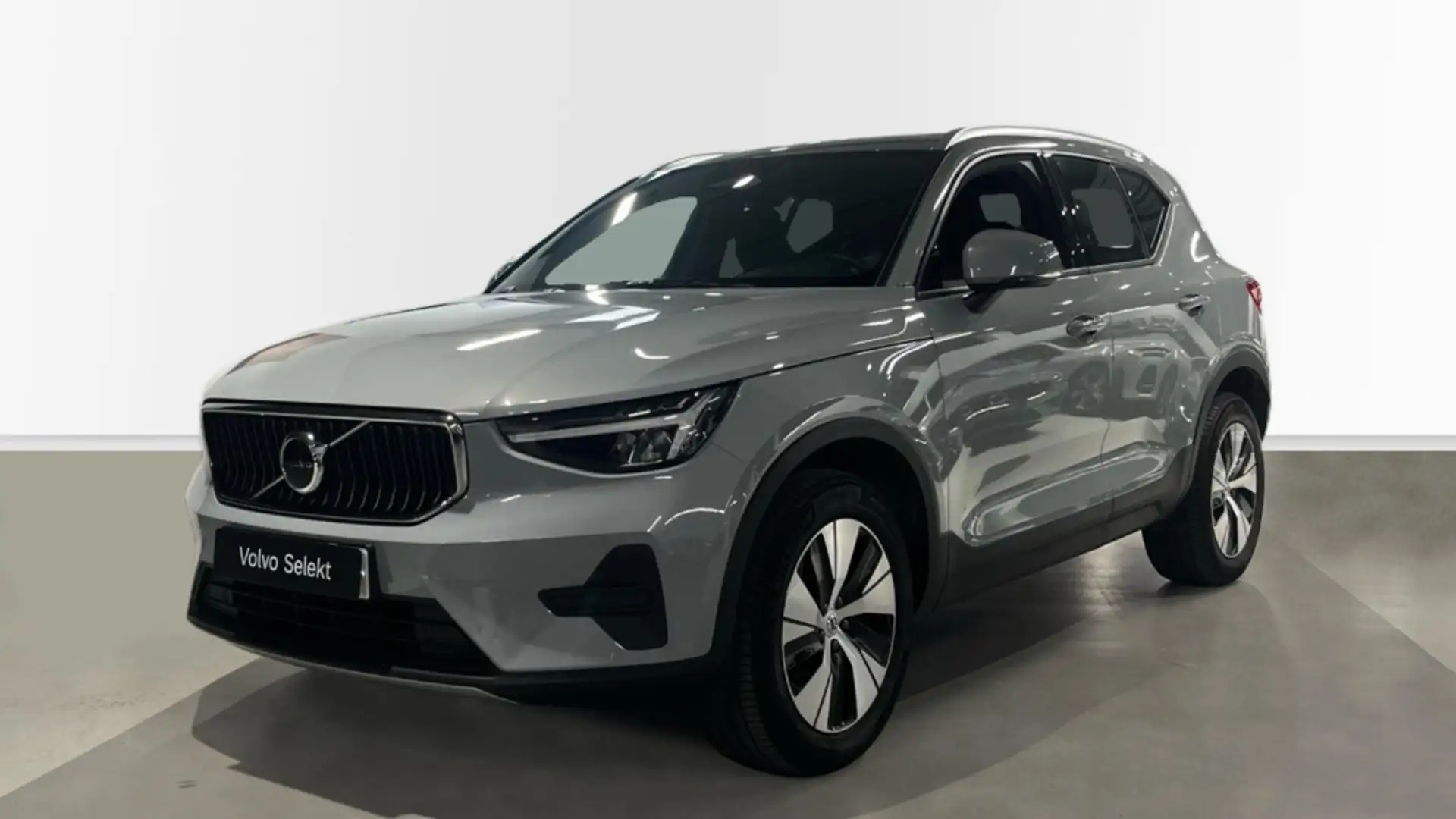 Volvo XC40 2.0 B3 CORE AUTO 163 5P - 1
