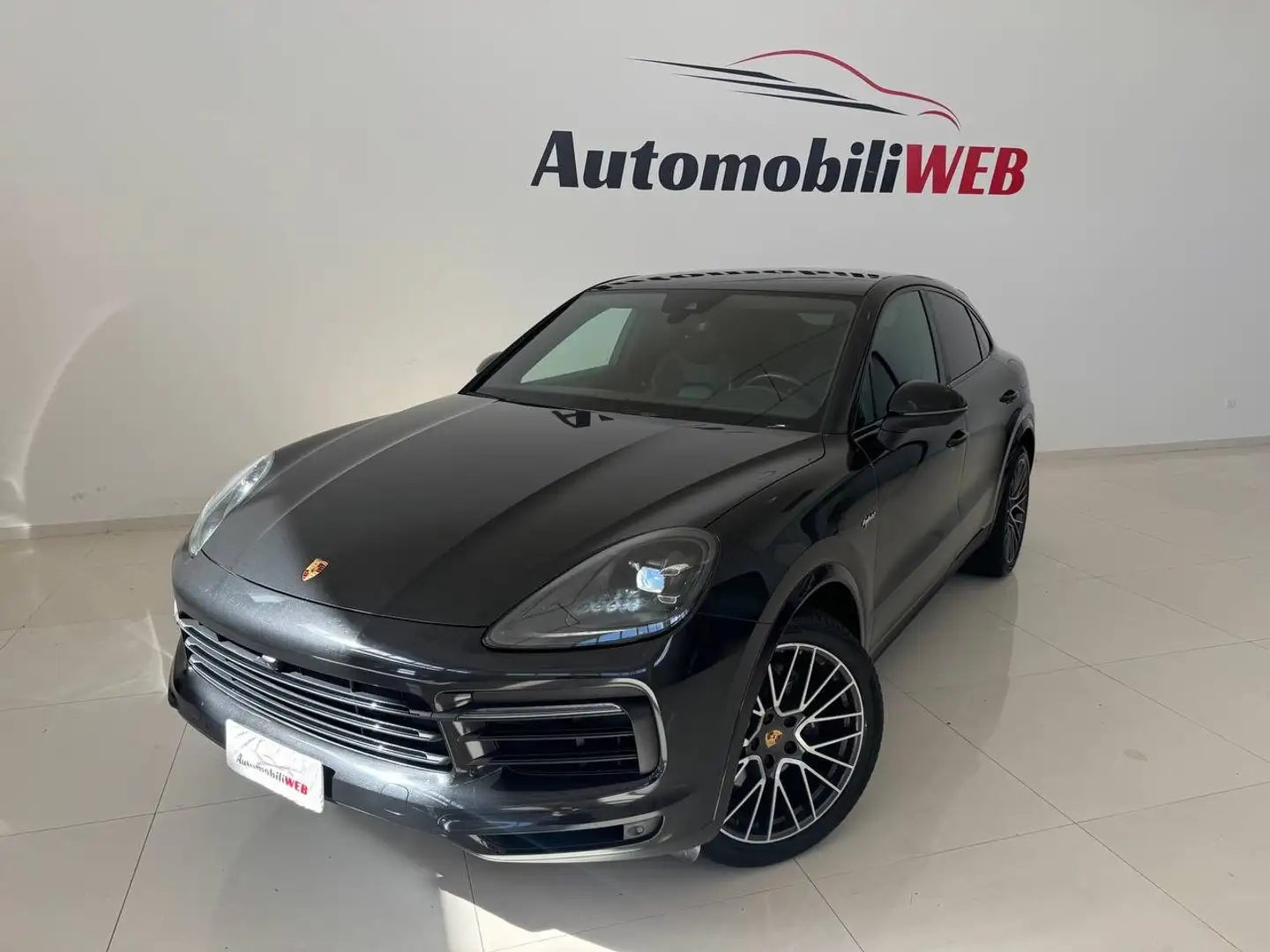 Porsche Cayenne Coupè 3.0 e-hybrid Nero - 1