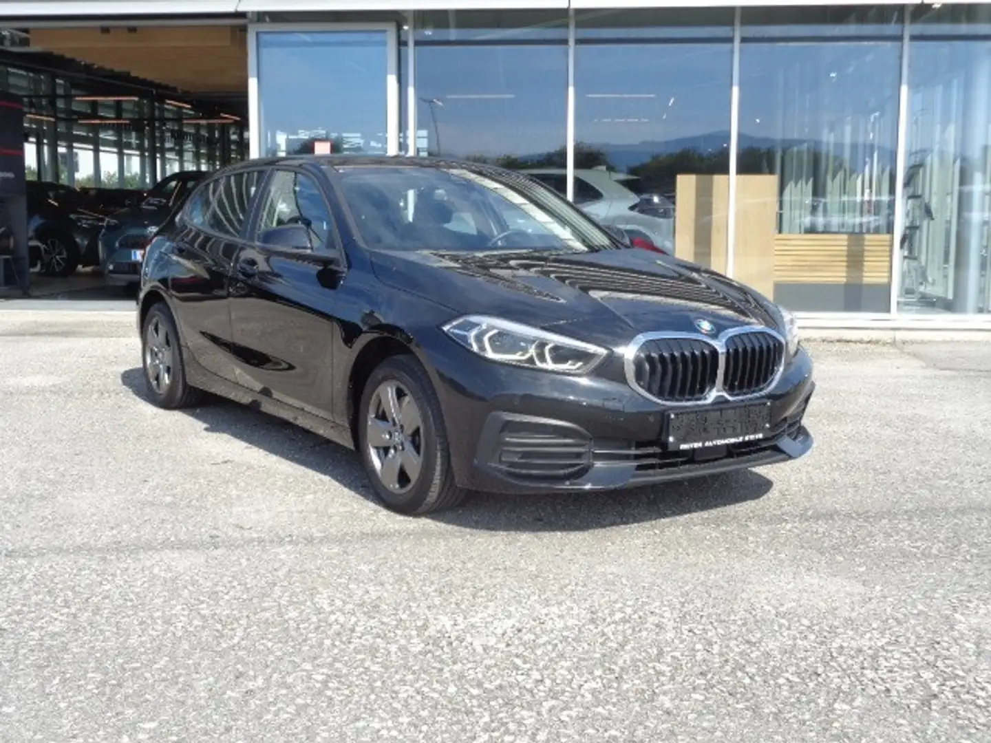 BMW 116 d Advantage *LED *Navi Schwarz - 1