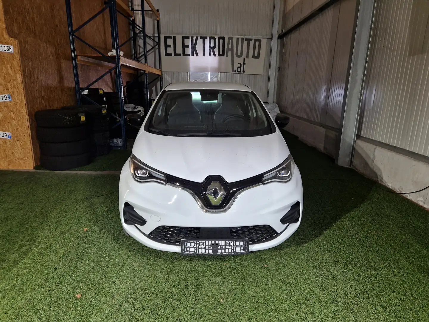 Renault ZOE Evolution: COMPLETE & NEUWERTIG Z.E.50 R135 52kWh Weiß - 2