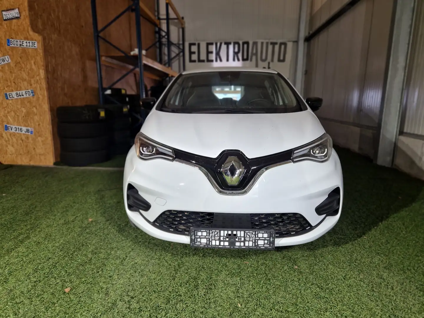 Renault ZOE Evolution: COMPLETE & NEUWERTIG Z.E.50 R135 52kWh Weiß - 1
