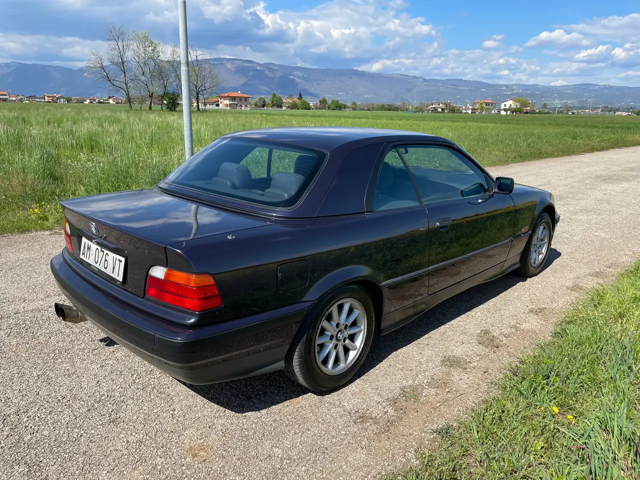 BMW 320i, foto 4