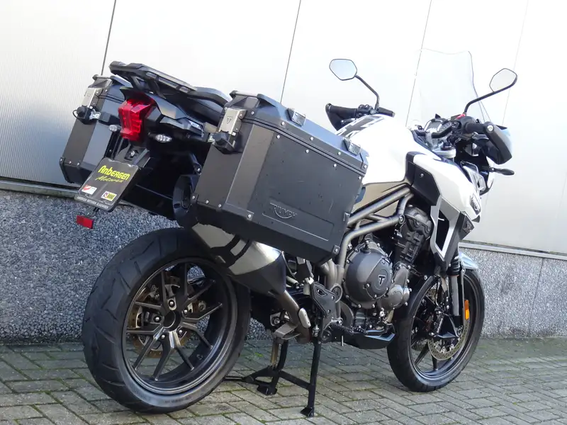 Triumph Tiger Explorer - foto 2