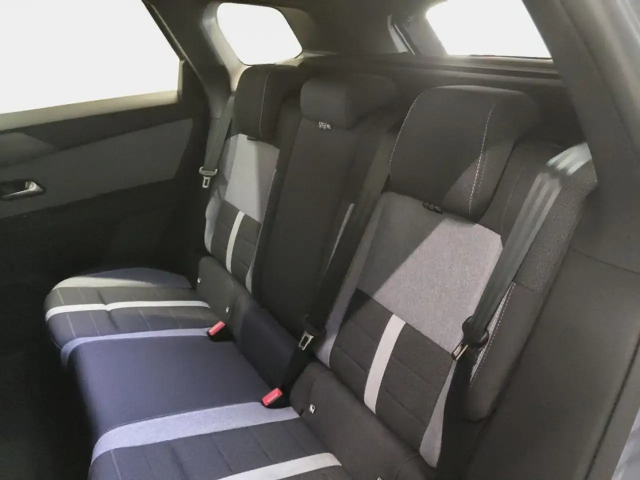 Opel Grandland 1.2T Aut.Edition+LED+CARPLAY+TEMPO+PDC 12
