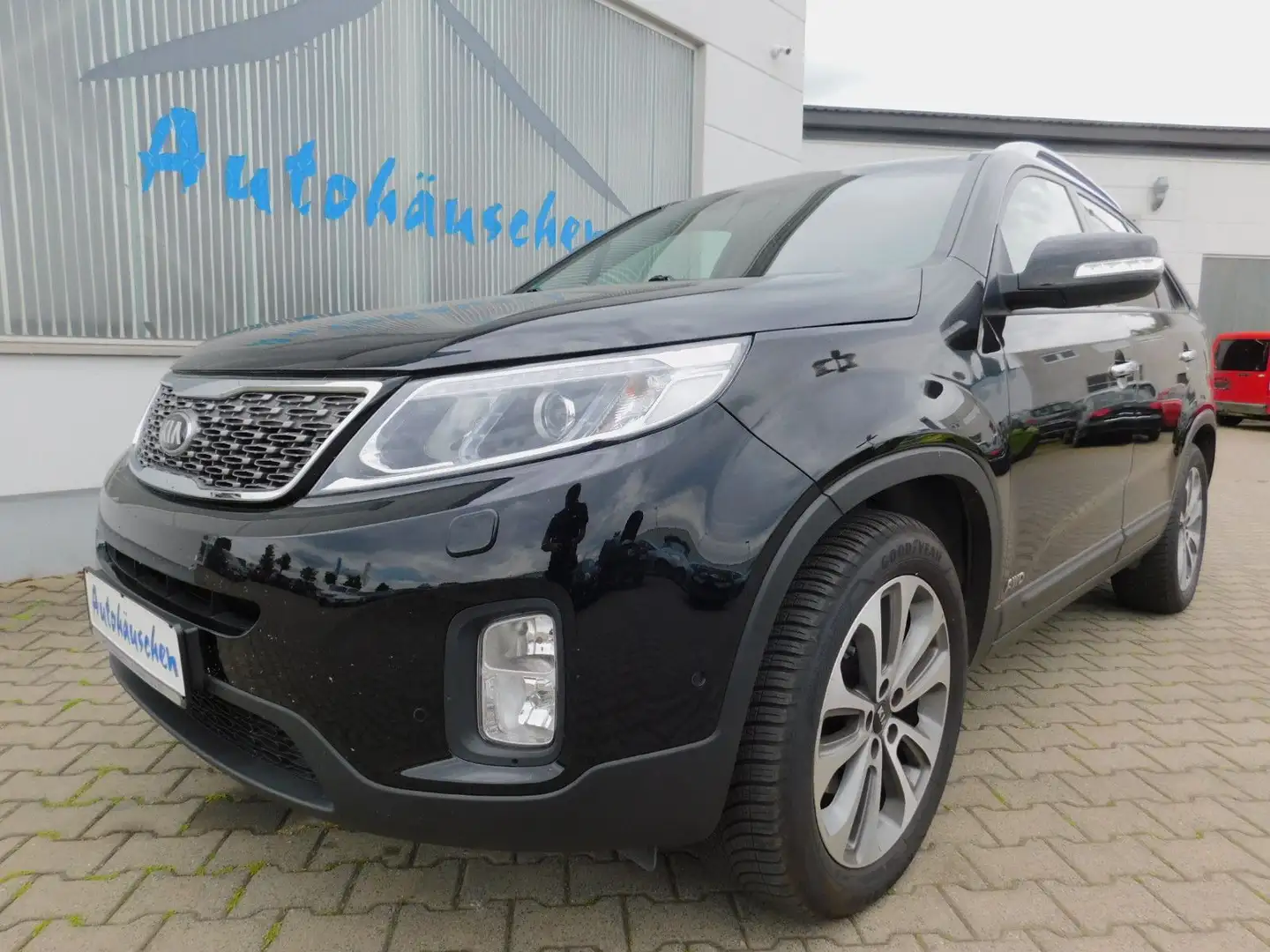 Kia Sorento 2.2 CRDi Platinum Edition 4WD Automatik Schwarz - 1
