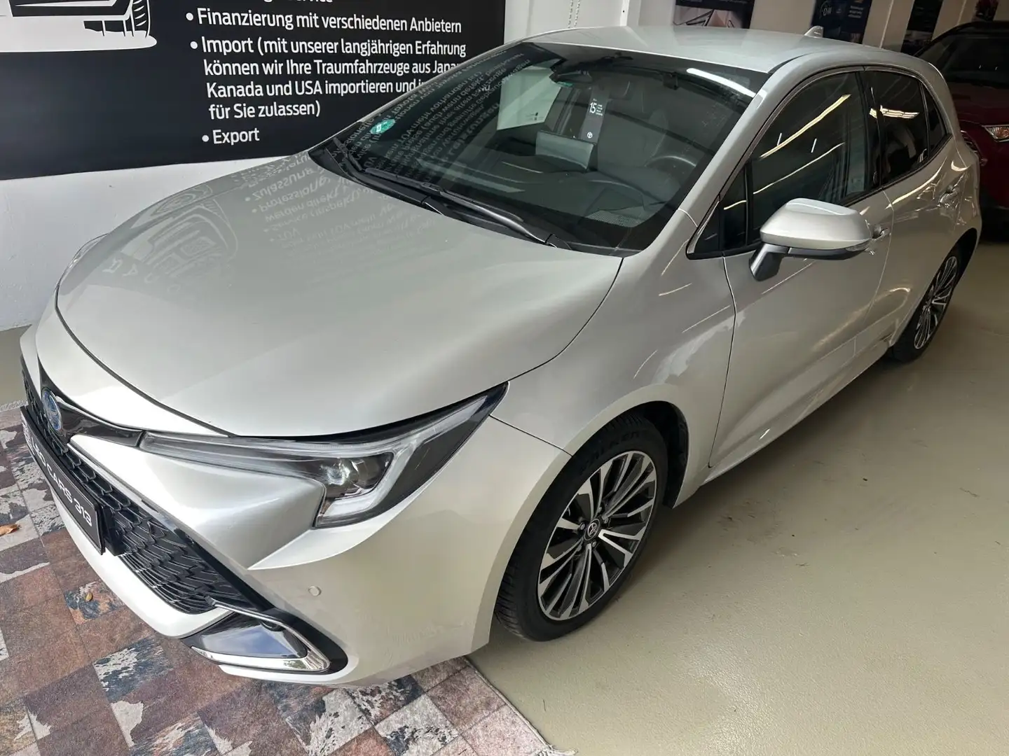 Toyota Corolla 1,8 Hybrid Team D Argent - 1