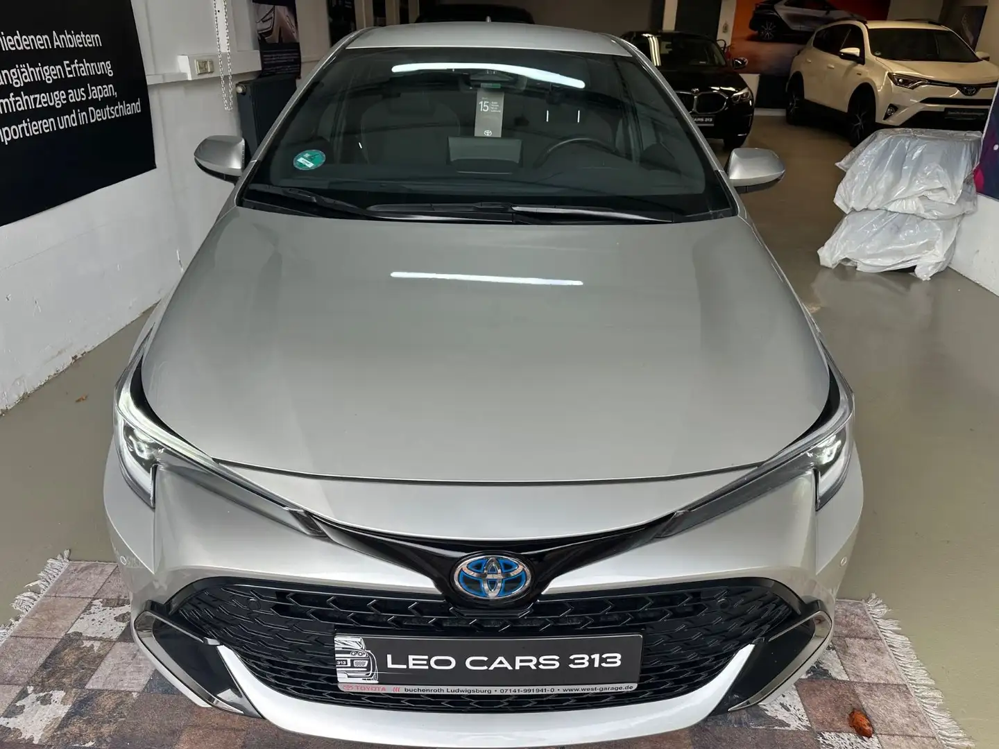 Toyota Corolla 1,8 Hybrid Team D Argent - 2