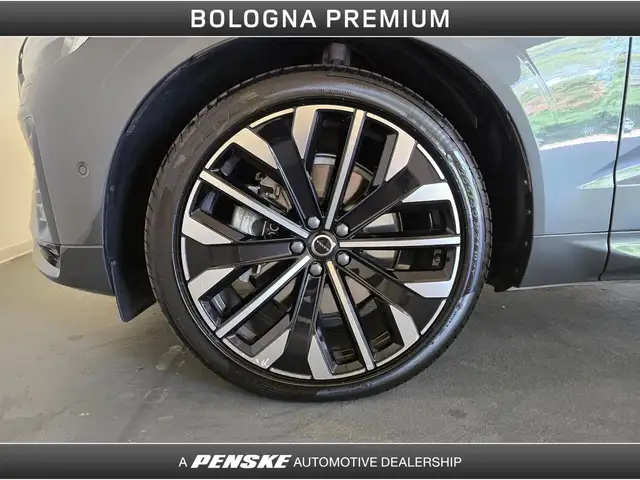 Volvo XC60 view 9