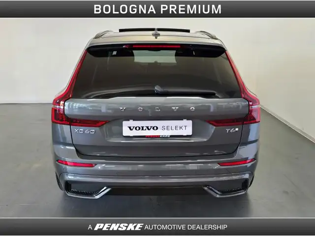 Volvo XC60 view 7