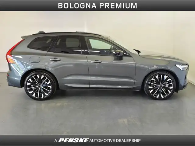 Volvo XC60 view 6