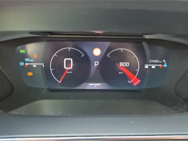 Peugeot 2008 view 15