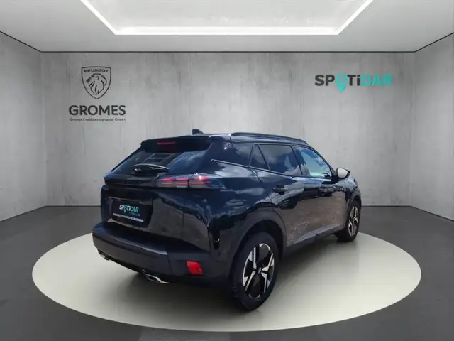 Peugeot 2008 view 3
