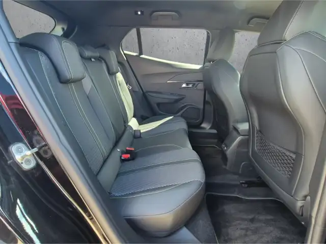 Peugeot 2008 view 14