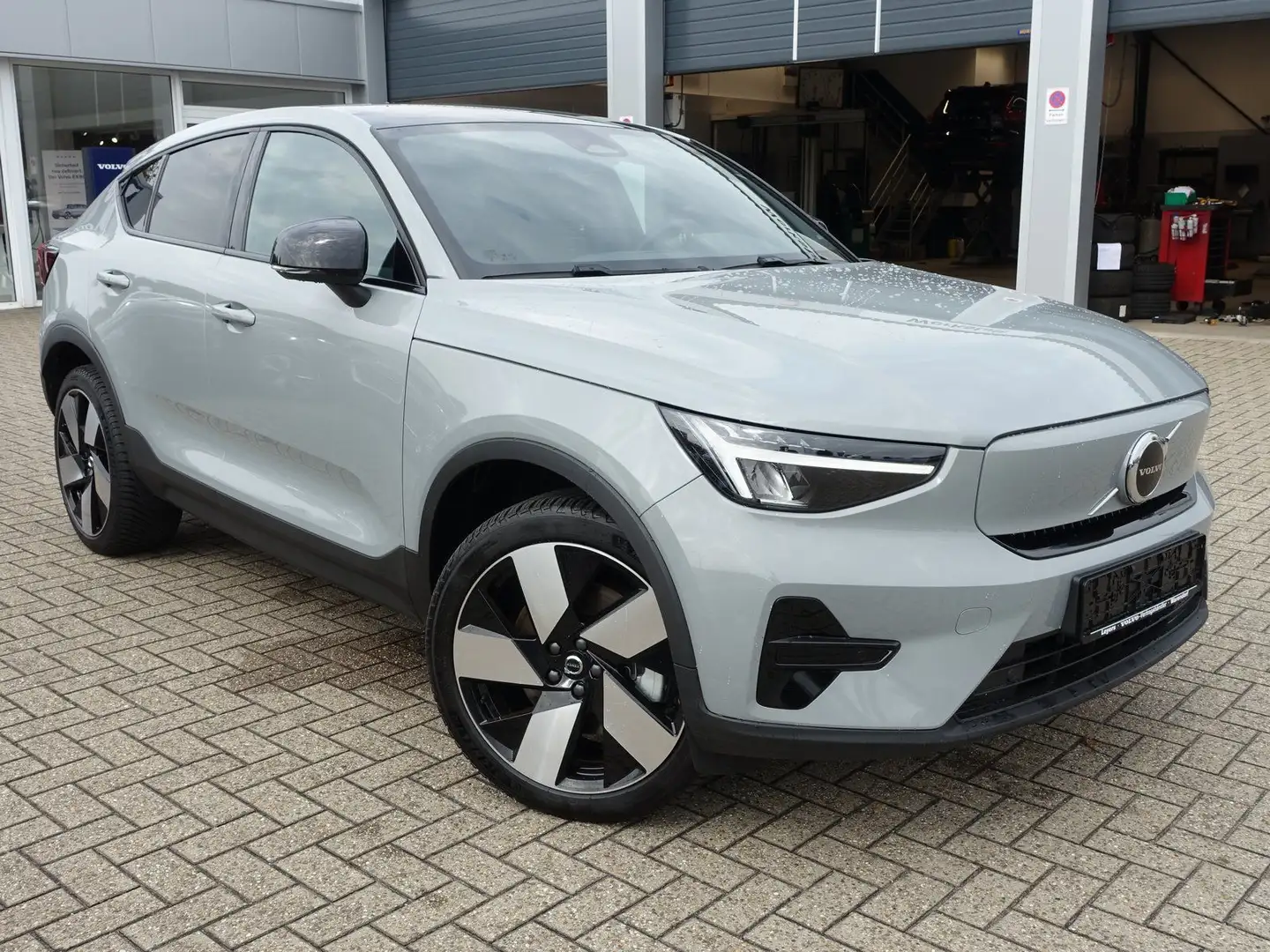 Volvo C40 Recharge Plus Twin Motor/BLIS/Kamera/Lenkhz. Grijs - 2