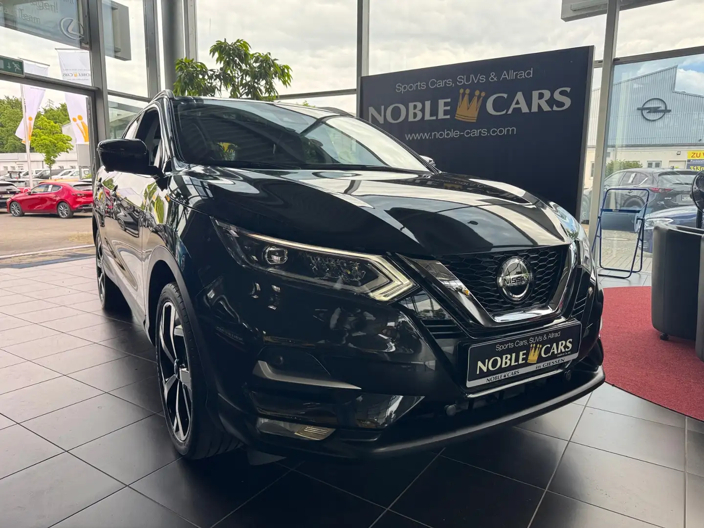 Nissan Qashqai Akari PANO RFK AHK NAVI ALU Nero - 1