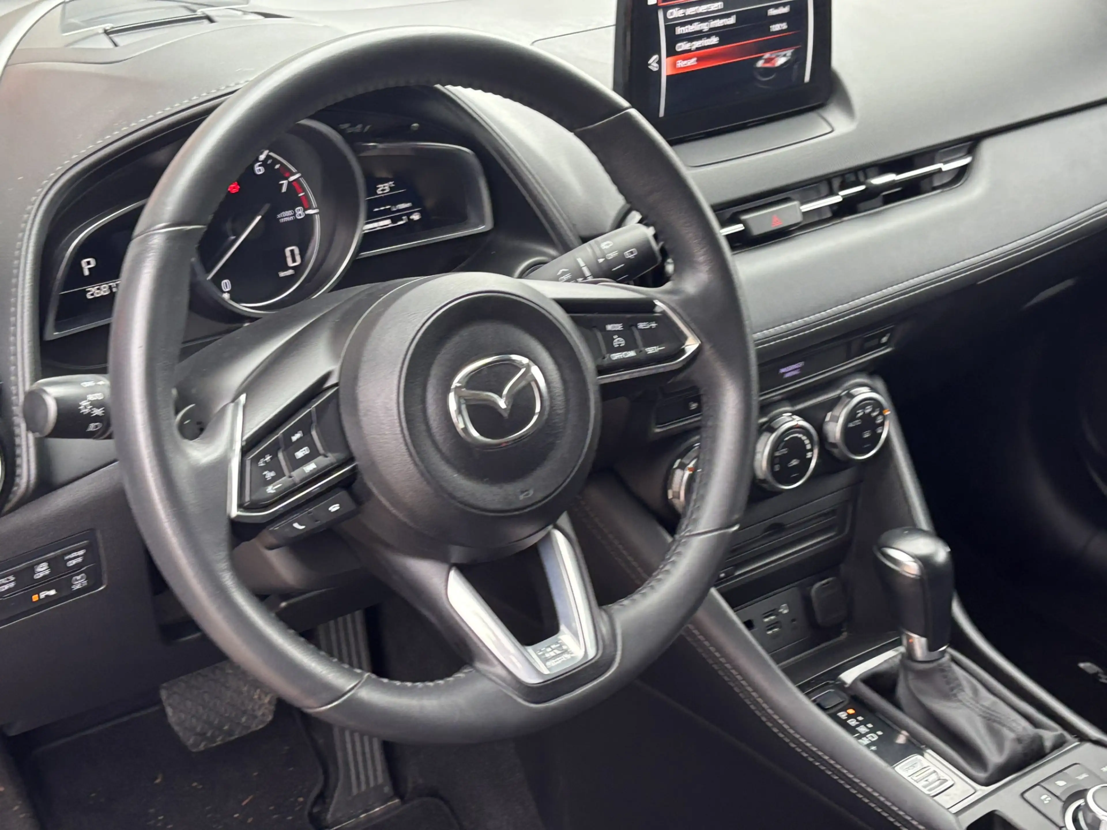 Mazda CX-3 2.0 SkyActiv-G 120 GT-M / Allseason Banden / Apple — photo 5