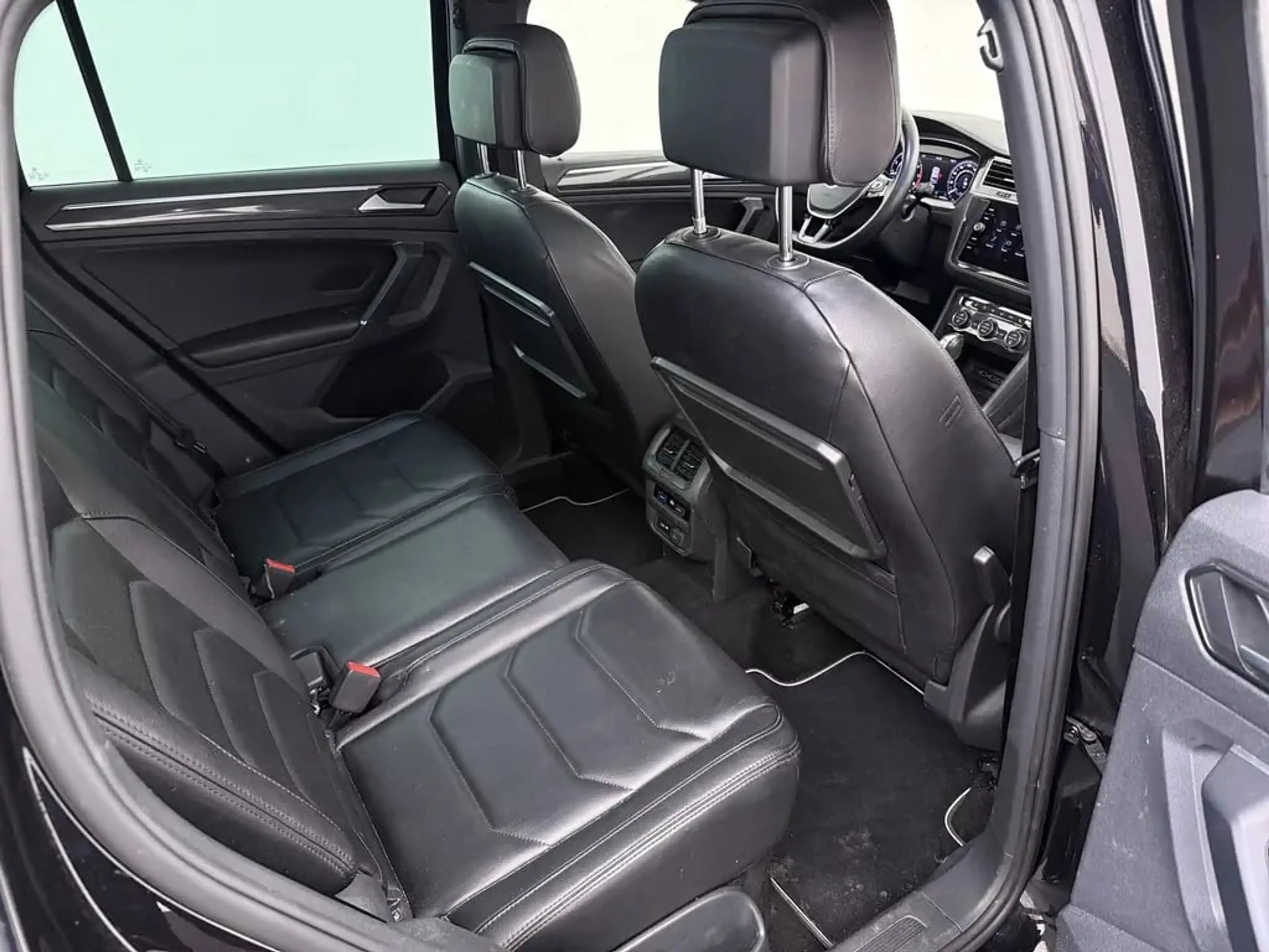 Volkswagen Tiguan 1.4 TSI 4Motion Highline Business R Gratis Aflever — photo 5