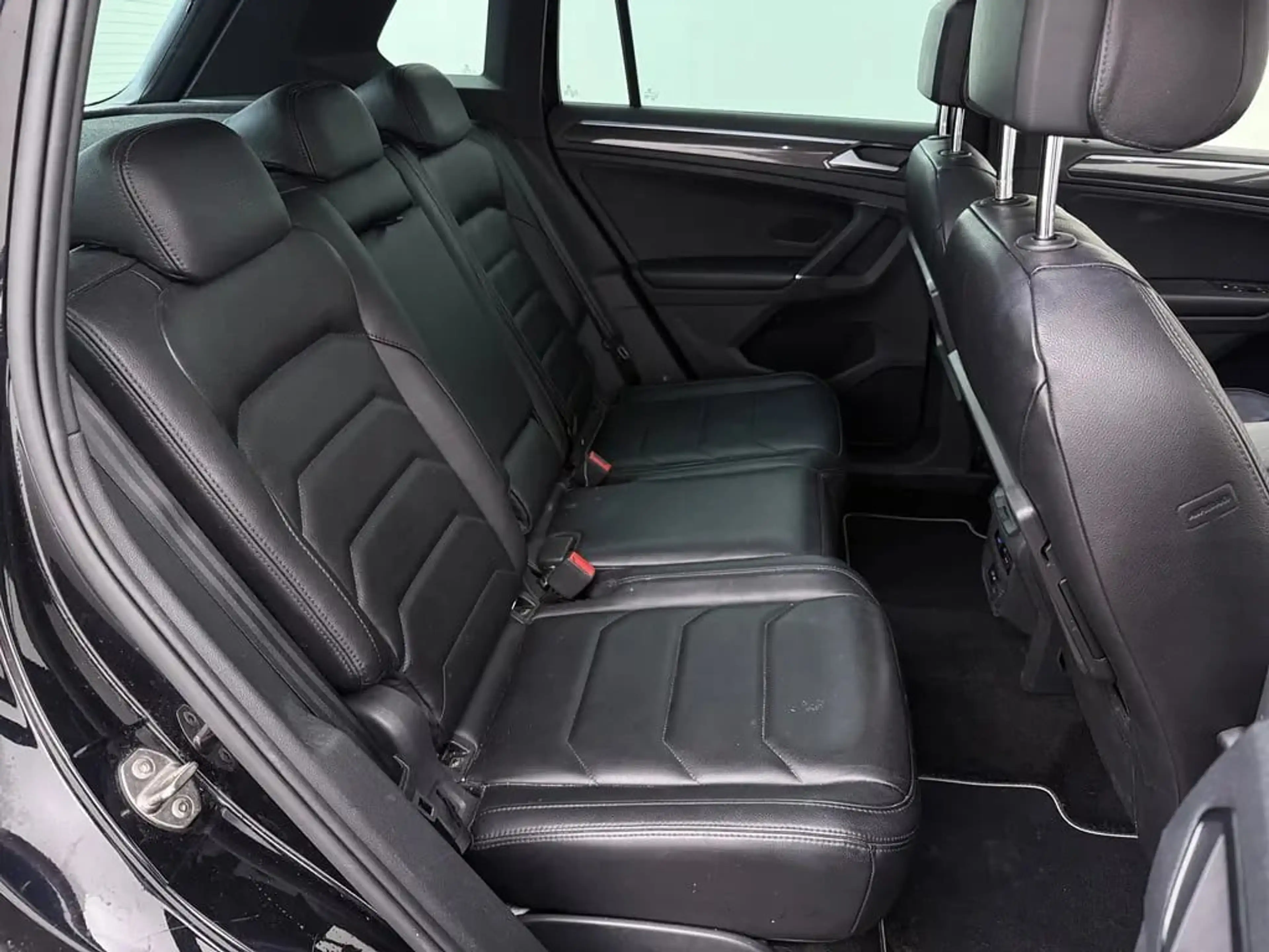 Volkswagen Tiguan 1.4 TSI 4Motion Highline Business R Gratis Aflever — photo 7