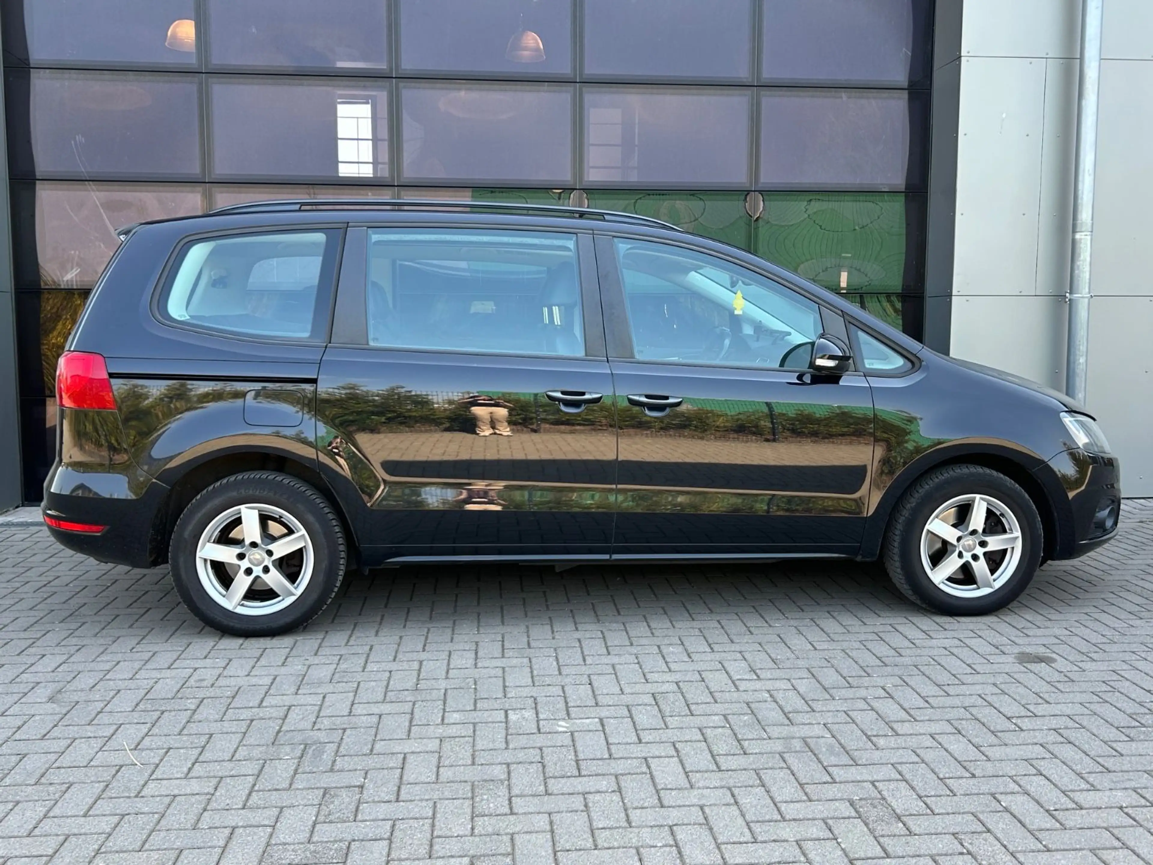 SEAT Alhambra Style|7 Sitze|Rückfahrkam|Navi — photo 6