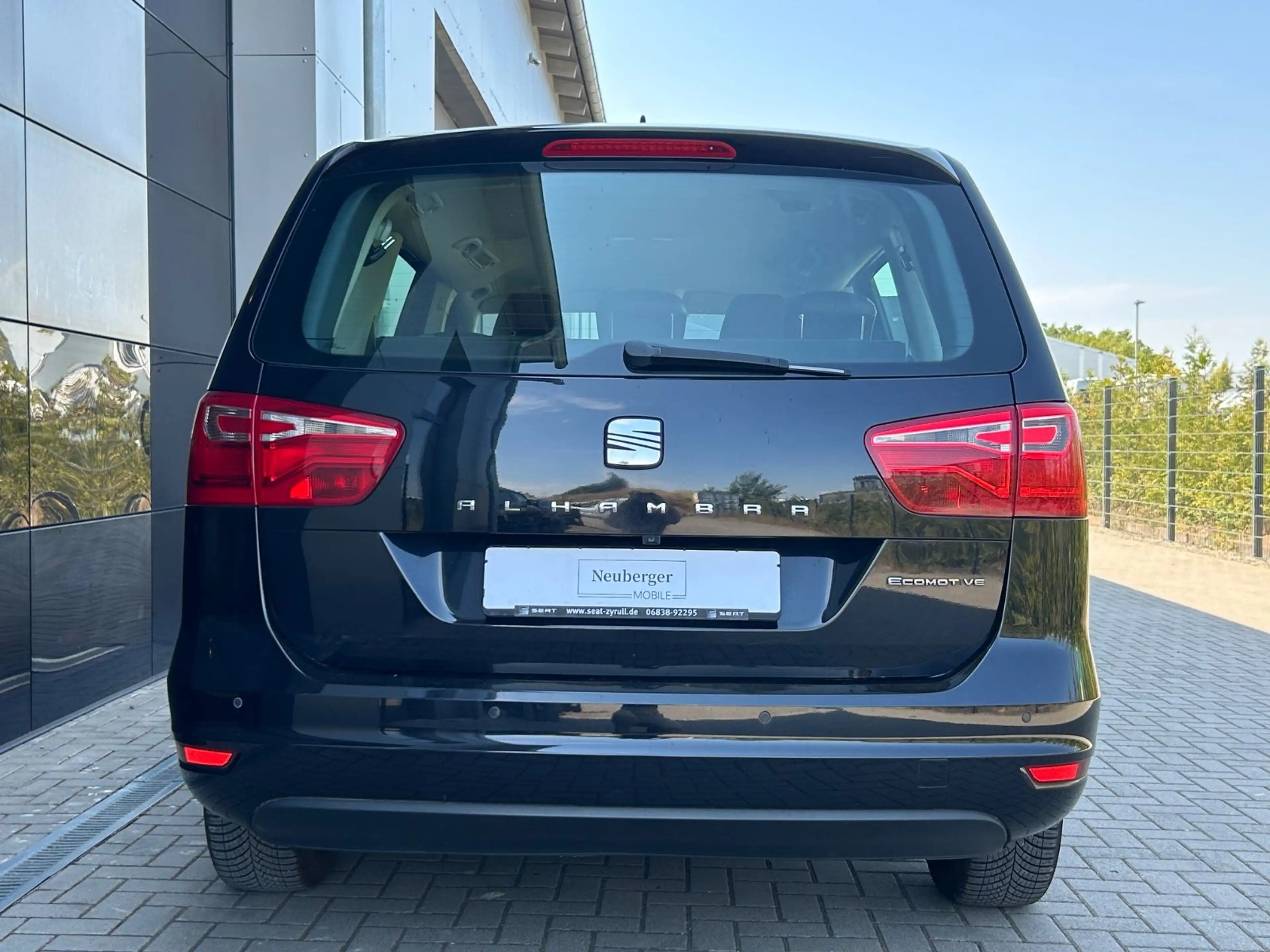 SEAT Alhambra Style|7 Sitze|Rückfahrkam|Navi — photo 4