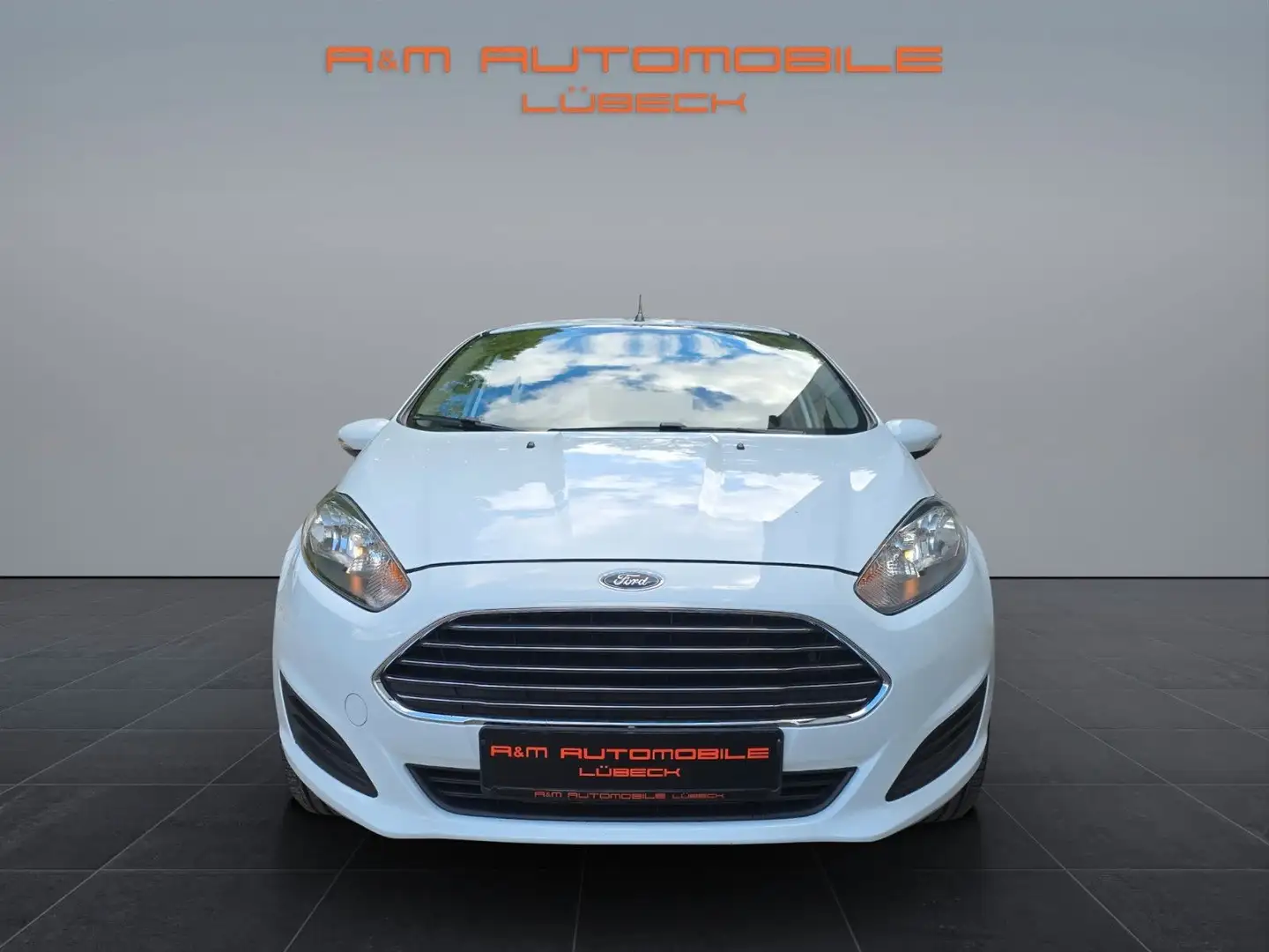 Ford Fiesta Trend TÜV/SERVICE NEU ! GARANTIE ! Wit - 2