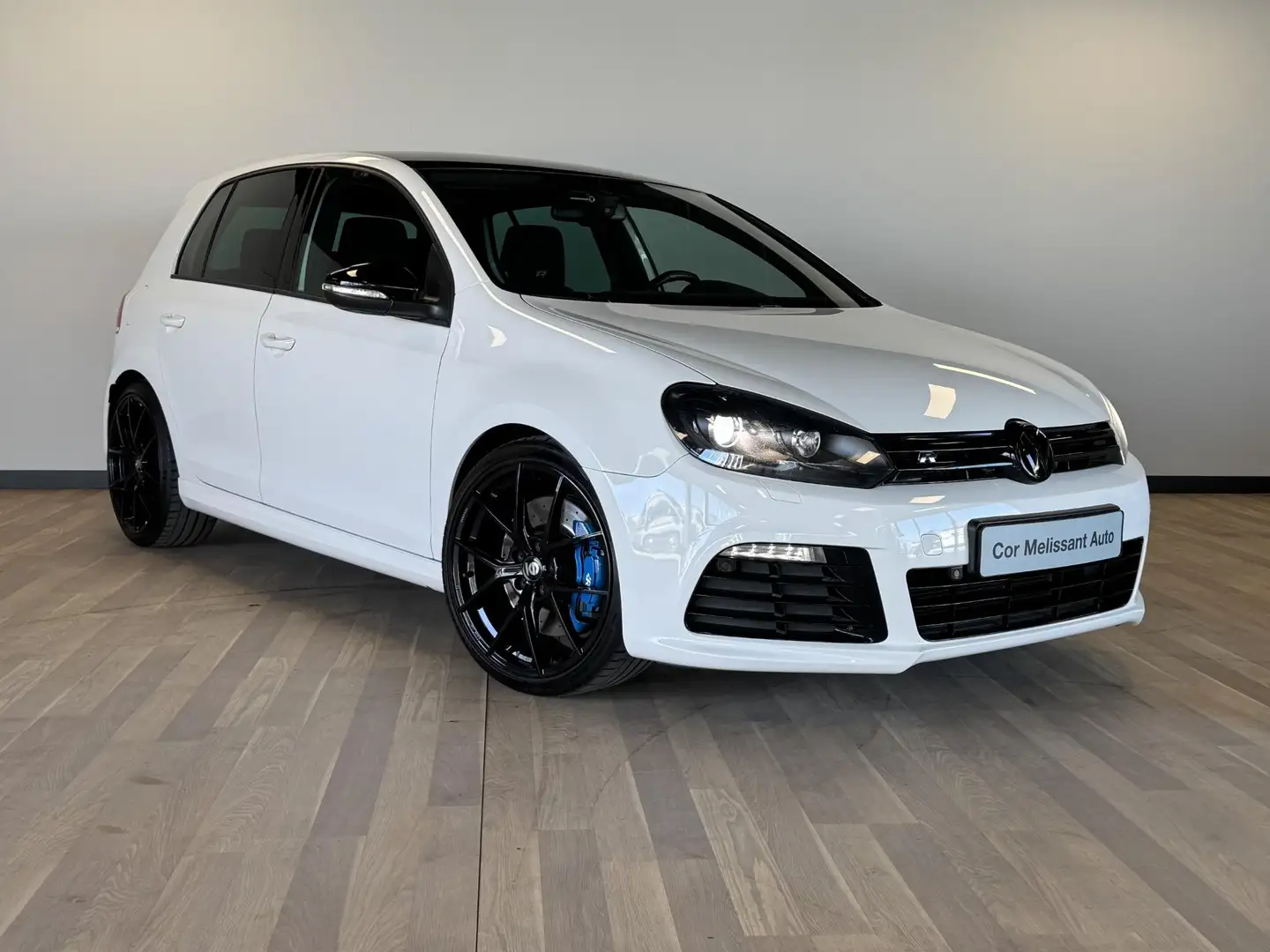 Volkswagen Golf 2.0 R 4-Motion DCC | SPARCO VELGEN | CAMERA Wit - 1