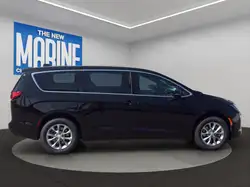 Chrysler Pacifica 2027