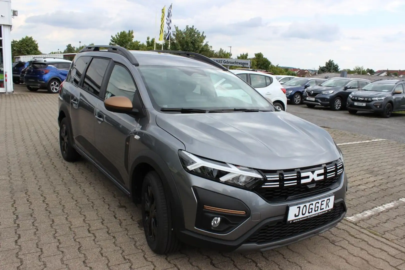 Dacia Jogger ECO-G 100 (7-Sitzer) Extreme Grau - 2