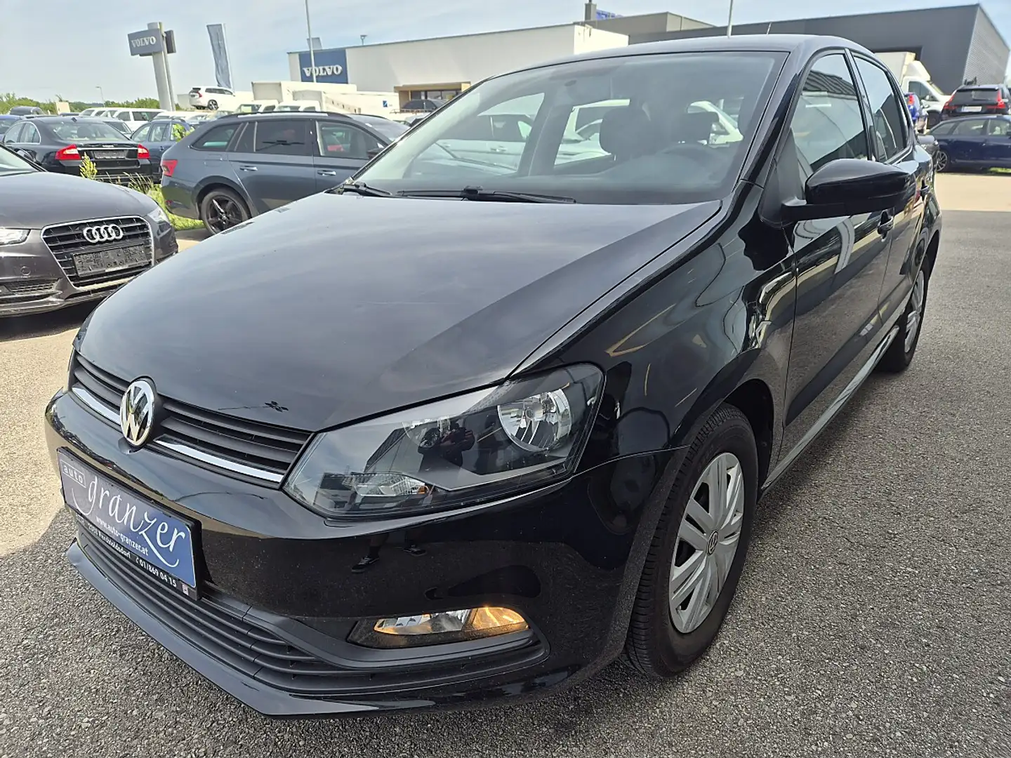 Volkswagen Polo Trendline 1,0 Schwarz - 2