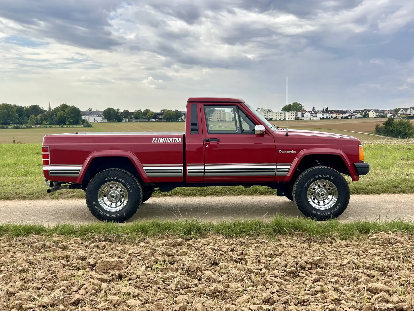 Jeep Comanche MJ 4.0 4x4 Schalter LPG Roşu - 2