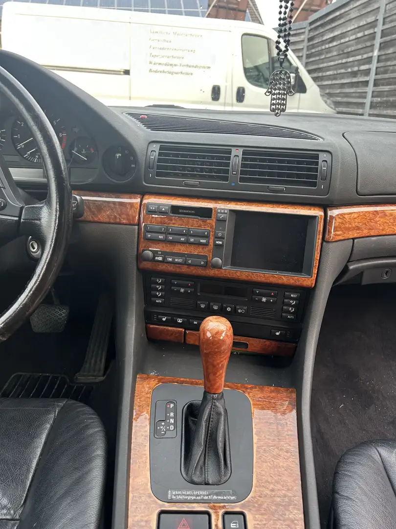 BMW 735 735i LCI HU/AU 2027 - 2