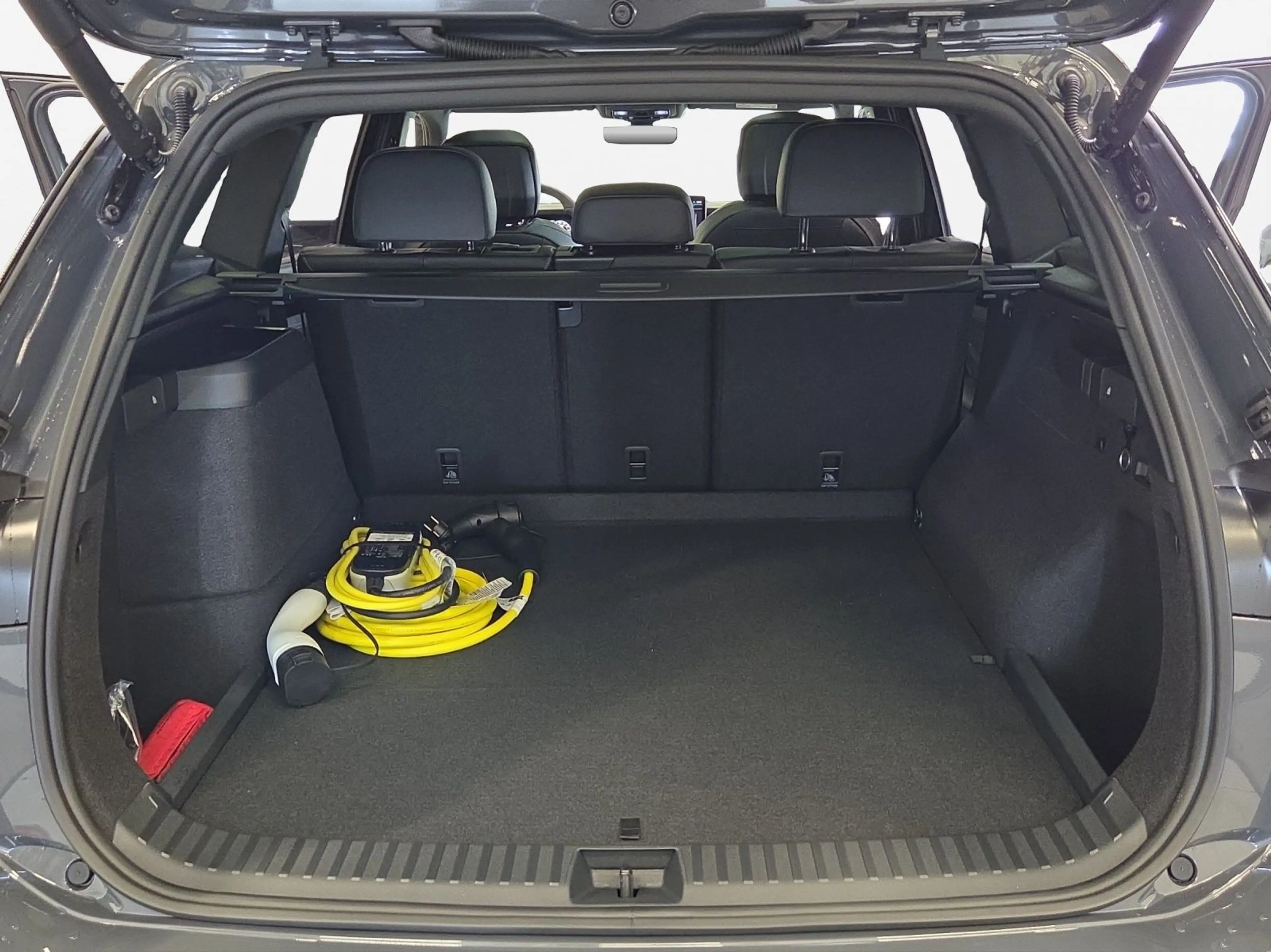Volkswagen Tayron 1.5 eHybrid DSG R-Line AHK*NAV*PANO*H&K* — photo 13