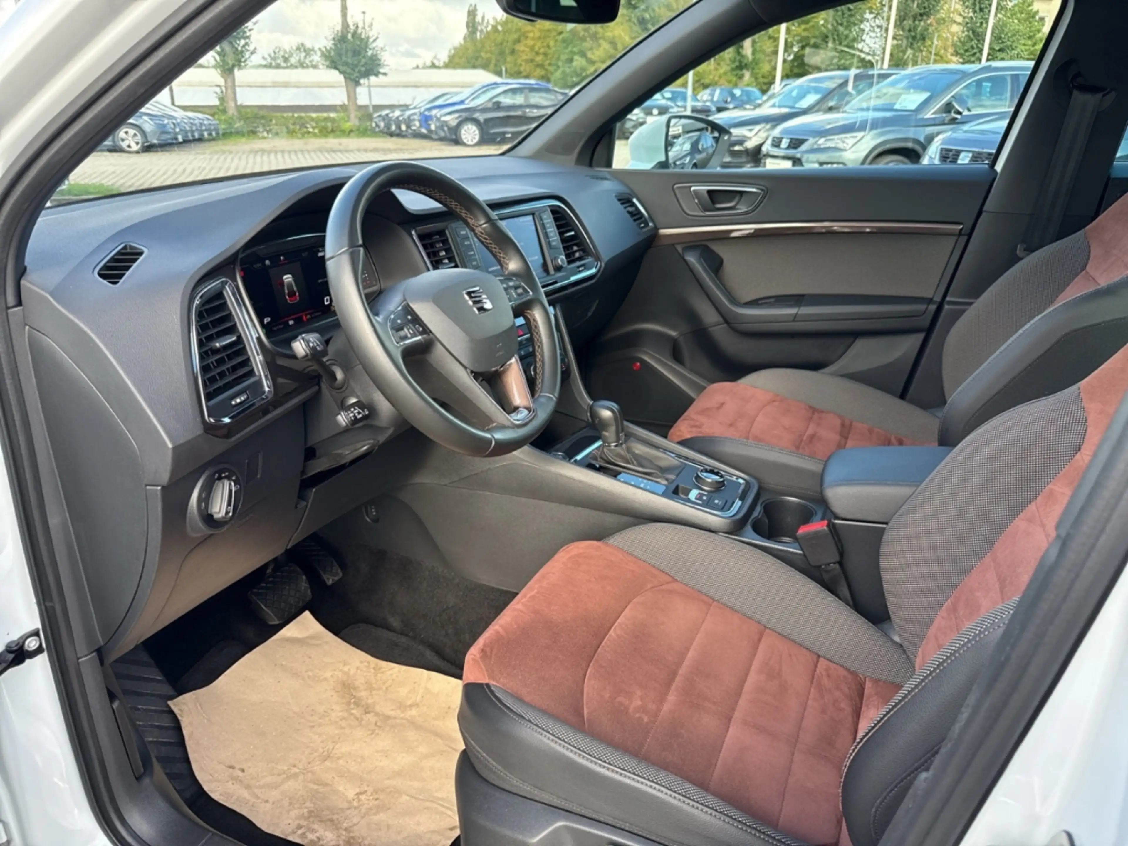 SEAT Ateca XCELLENCE 2.0 TSI 4 DRIVE Xcellence KAMERA+NAVI+AC — photo 10