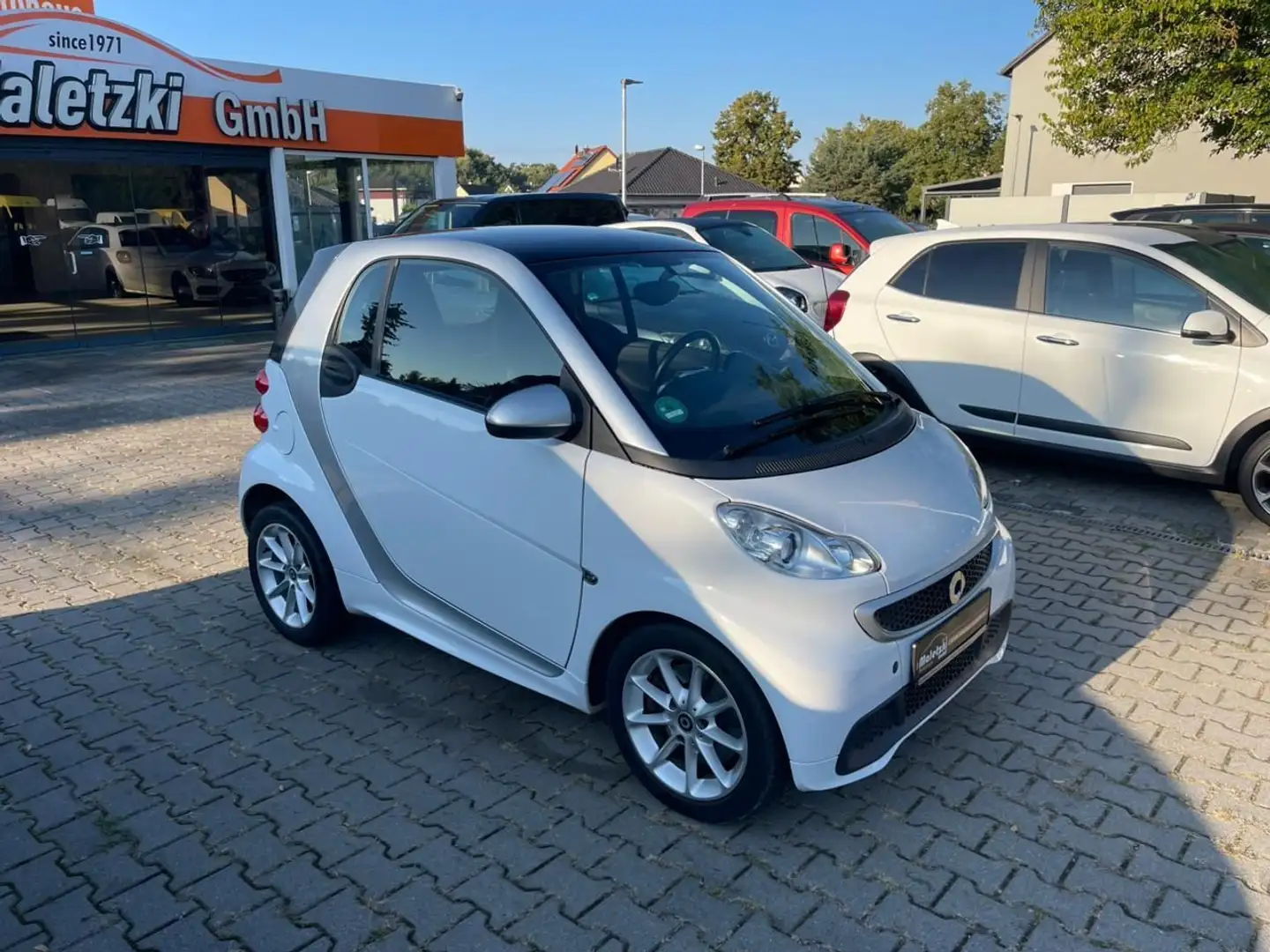 smart forTwo 1.0 Coupe MHD*Klima*Servo*Panorama* Argent - 2