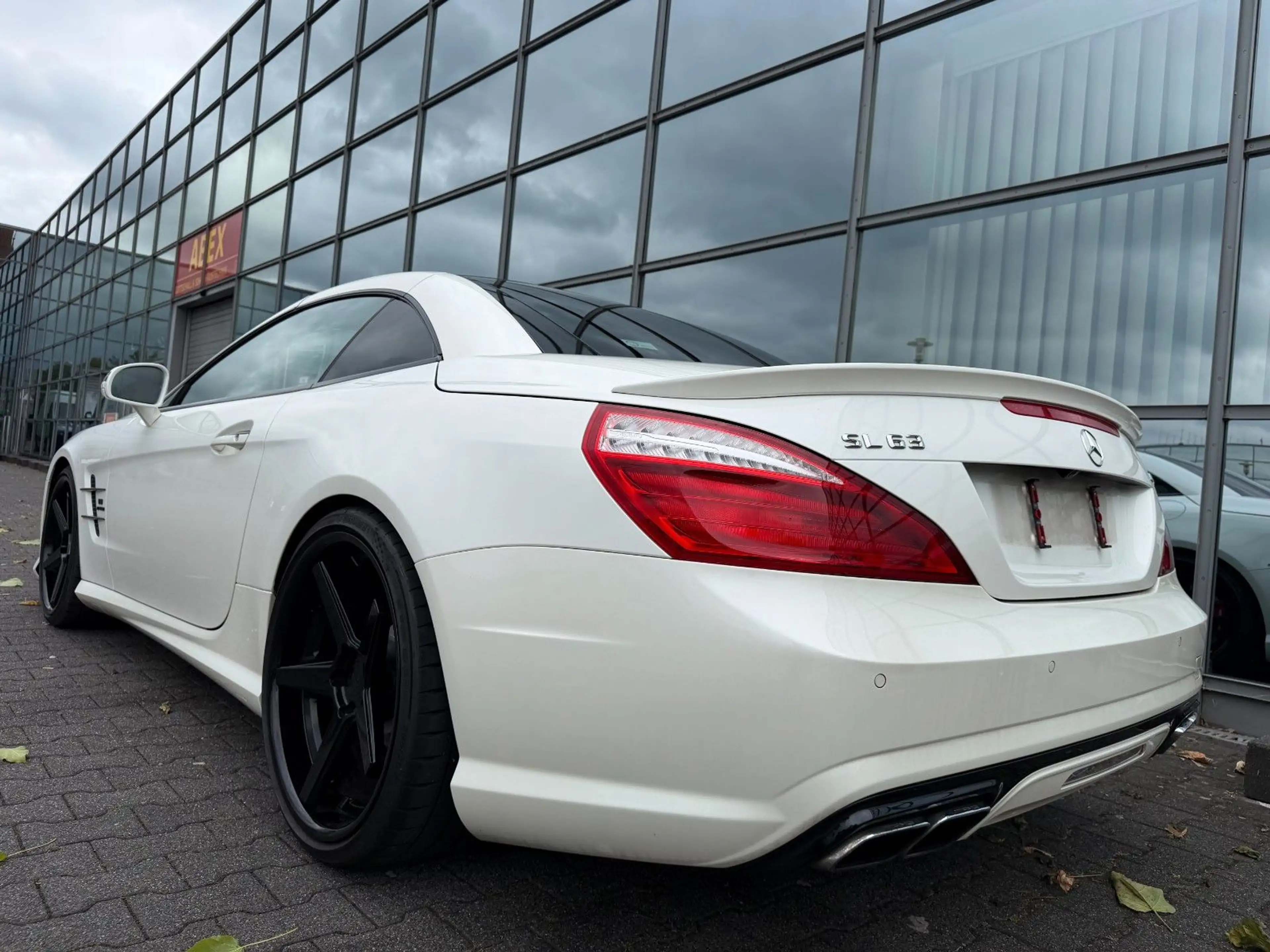 Mercedes-Benz SL 63 AMG Roadster SL 63 AMG 2Look Edition Led Kamera — photo 14