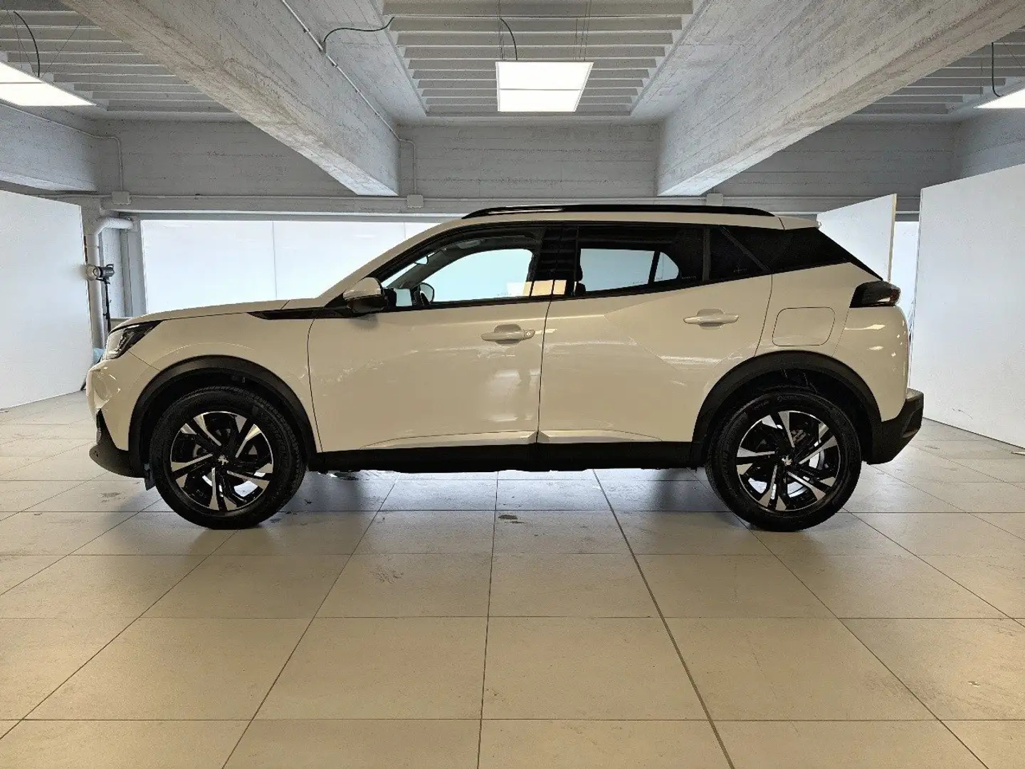 Peugeot 2008 PureTech 130 Allure S/S Blanc - 2