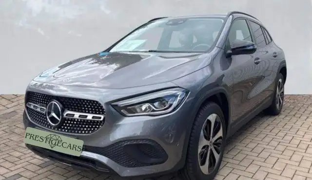 Mercedes-Benz GLA 250 GLA 250 e phev (eq-power) Premium auto