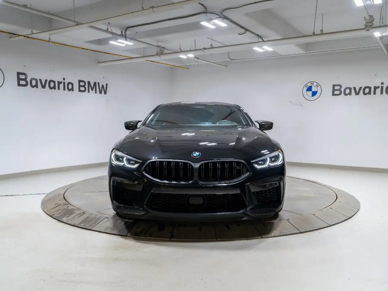 BMW M8 fotografie BMW M8