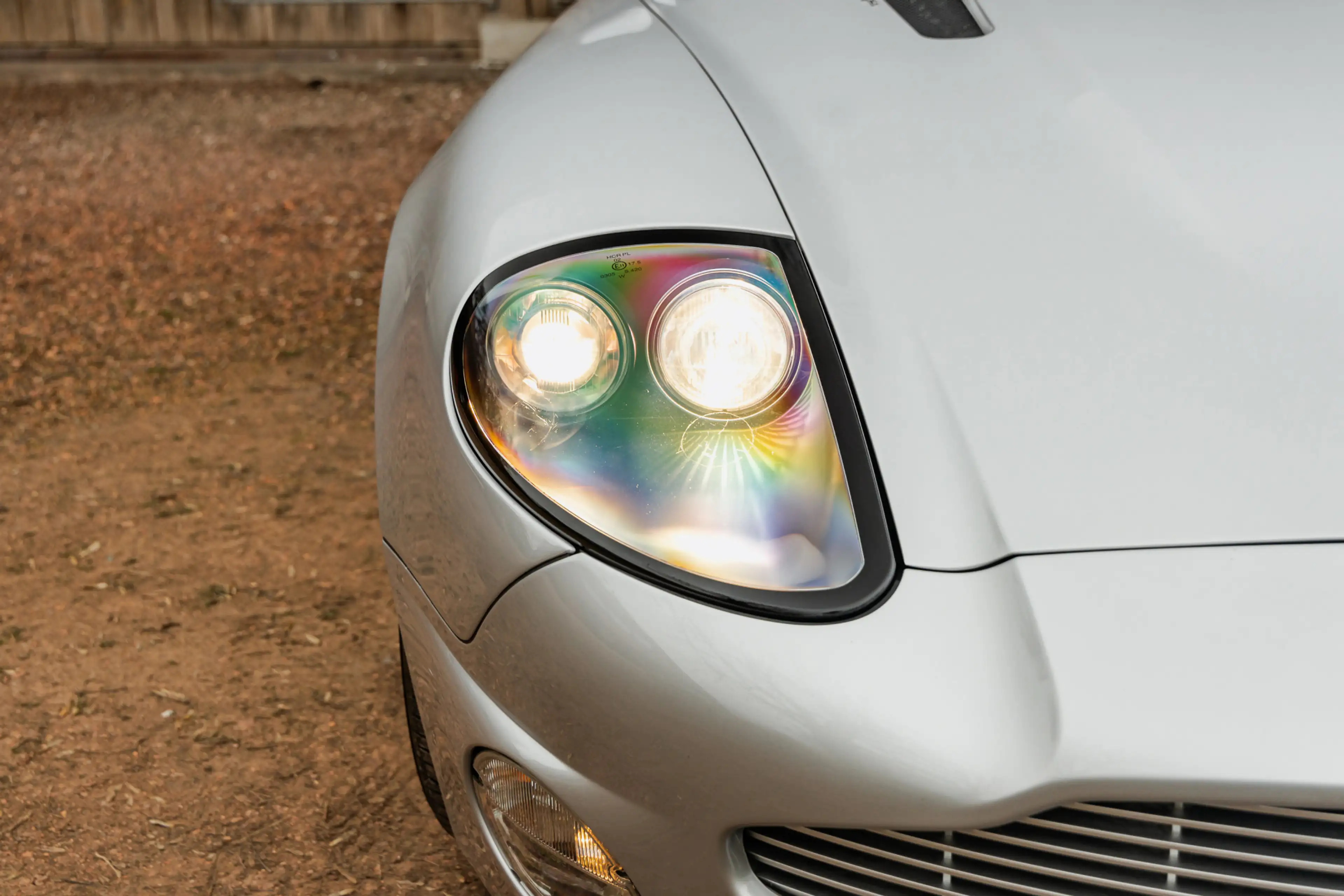 Aston Martin Vanquish V12 5.9, slechts 3.696km — photo 9