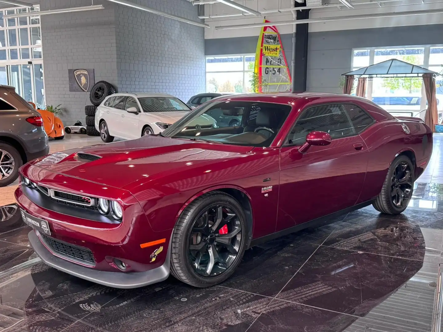 Dodge Challenger R/T 5.7L Automatik Leder Navi 20" Rot - 1