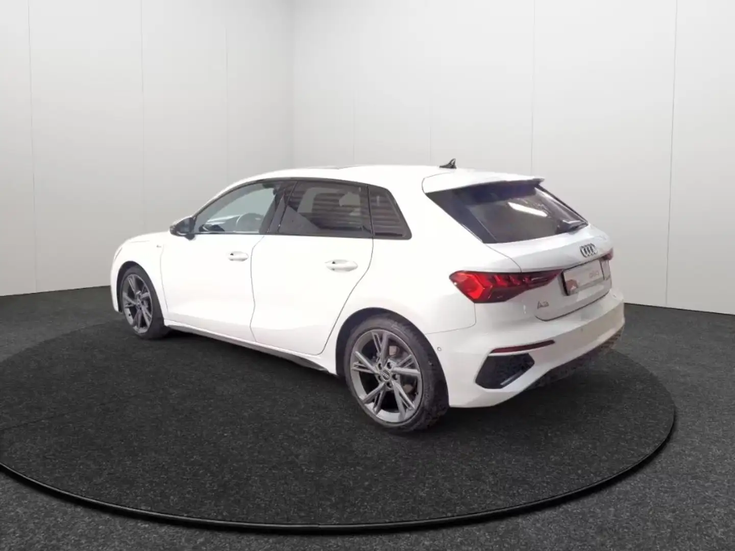 Audi A3 Sportback 35 Tdi 150cv S Tronic s line Bianco - 2