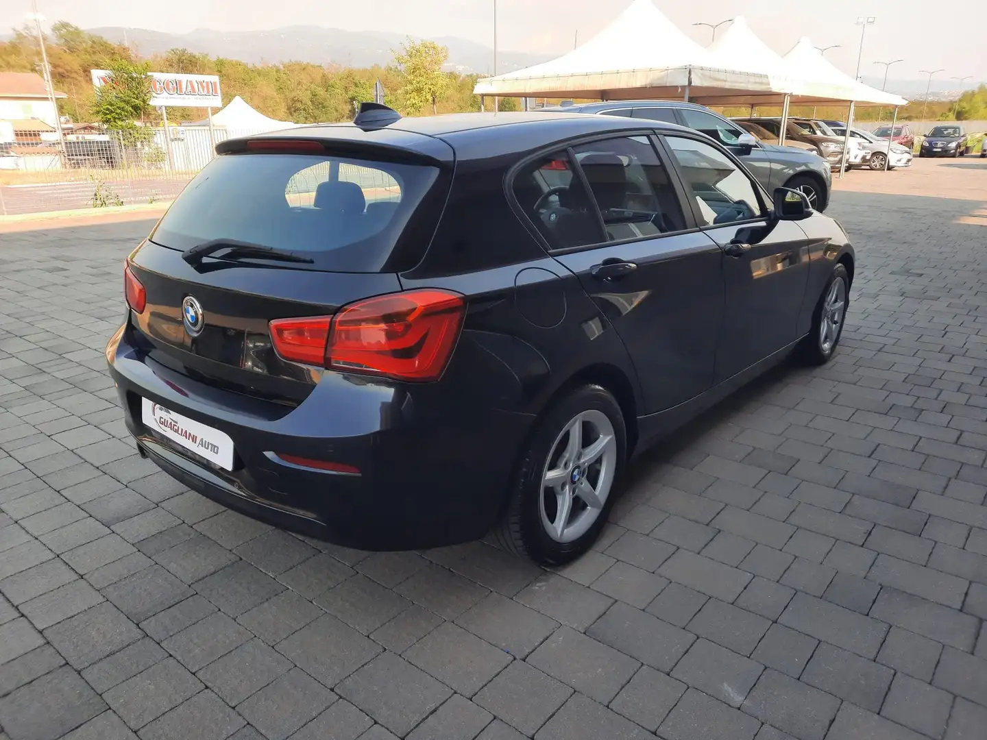 BMW 118 118d 5p. Advantage Nero - 2