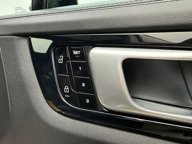 Porsche Cayenne Coupe E-Hybrid PHEV 17,9 kWh Aut. *Approved Gar... Ansicht 30