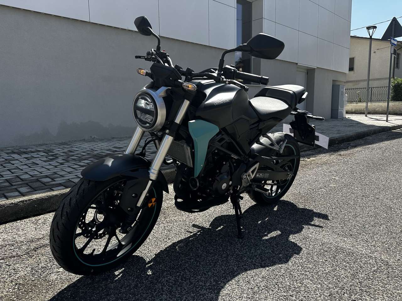 Honda CB 300