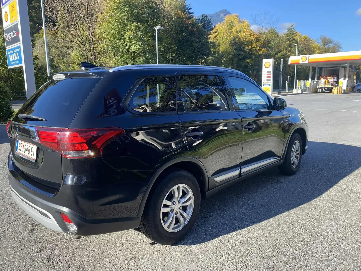 Mitsubishi Outlander Outlander 2.0 2WD Schwarz - 2