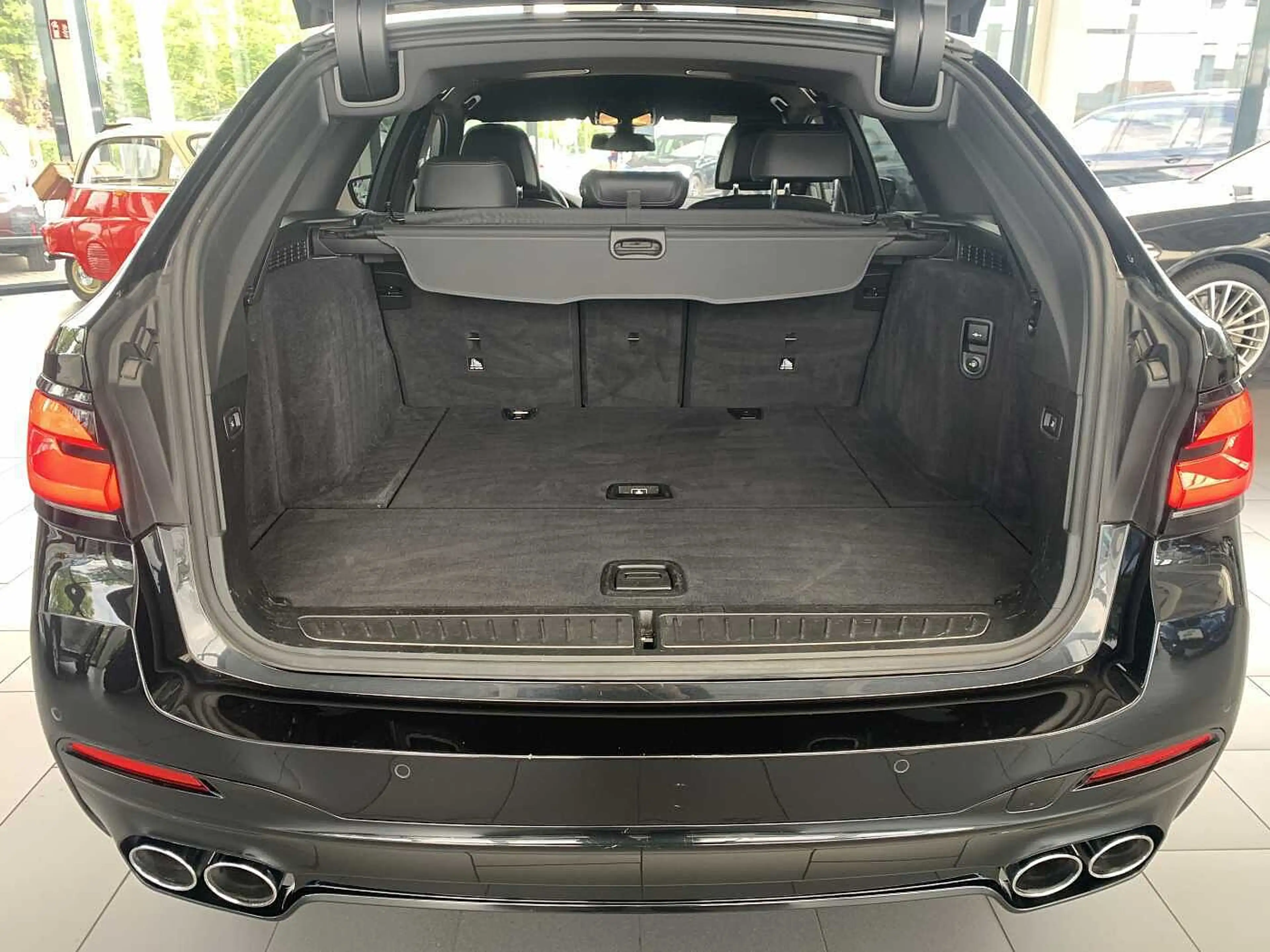 Alpina D5 S Touring Allrad — photo 10