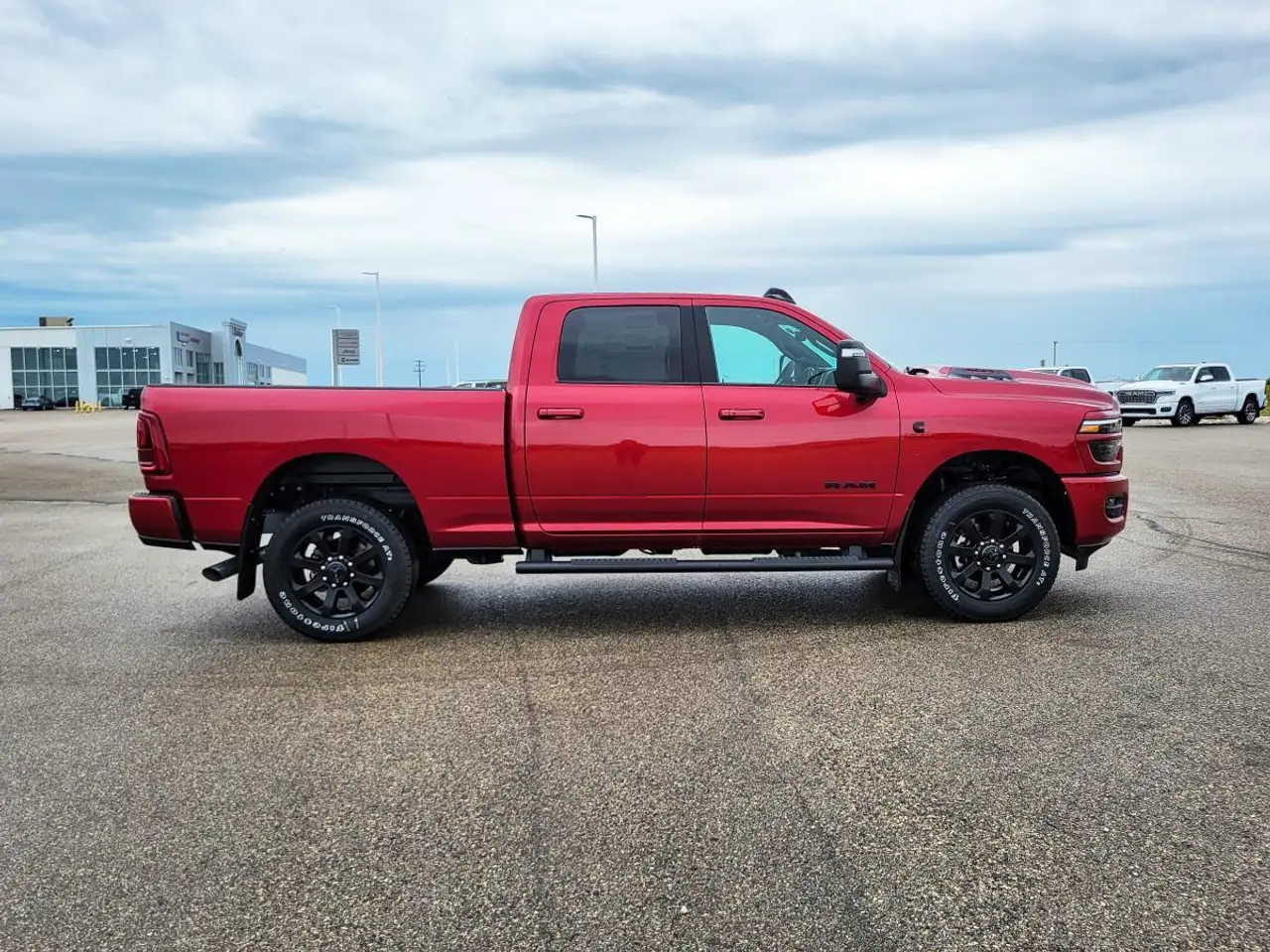 RAM 2500 снимка RAM 2500