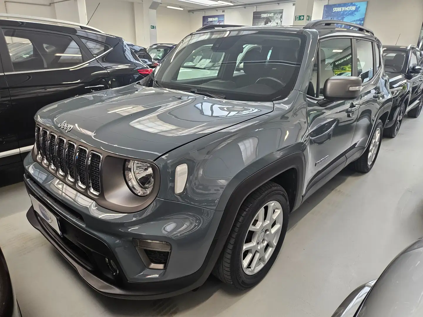 Jeep Renegade Renegade 1.0 Turbo 120CV Limited Gris - 2
