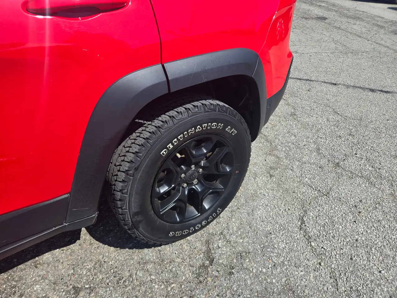 Jeep Cherokee photo Jeep Cherokee